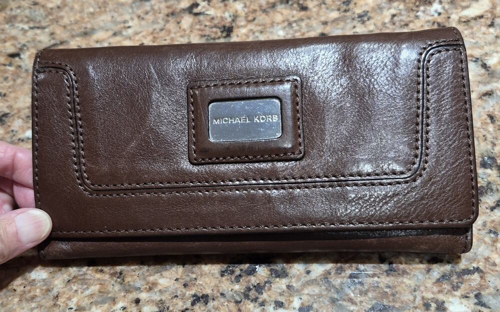 Michael Kors Jet Set Travel Continental Women's Wallet - Brown/Acorn